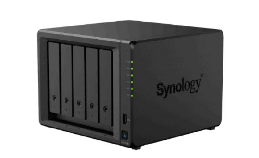 群晖DS1525+中小企业网络存储